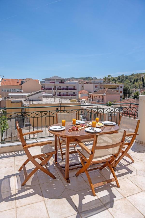 Grand Square Apartment Аргостолион Екстериор снимка