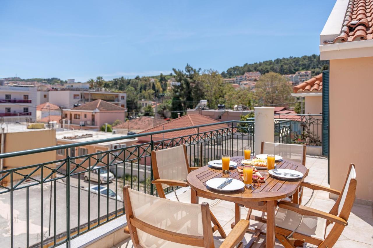 Grand Square Apartment Аргостолион Екстериор снимка