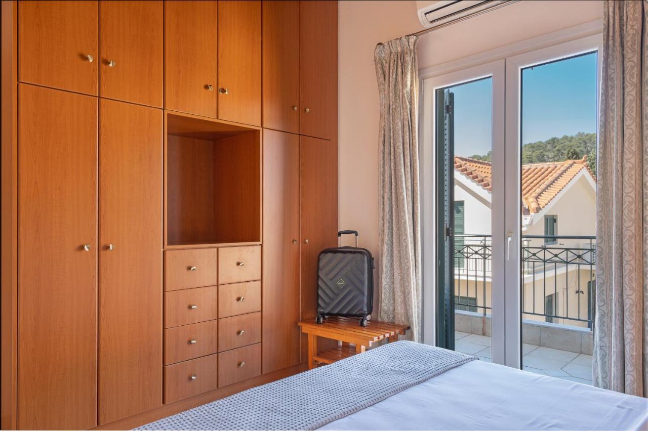 Grand Square Apartment Аргостолион Екстериор снимка
